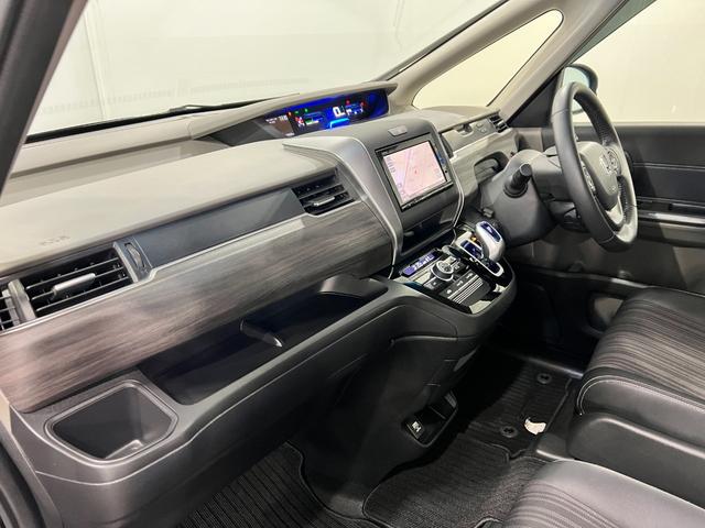 フリードハイブリッドハイブリッド・Ｇホンダセンシング　走行３４４２０キロ一年保証・走行距離無制限走行３４４２０キロ　車検整備付　フルセグナビ　ドラレコ　ＥＴＣ　オートライト　ＬＥＤヘッドライト　両側電動スライドドア（埼玉県）の中古車