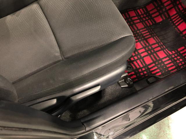 ヴィッツＵ　走行５２５７６キロ／ワンセグナビ／バックカメラ／マット１年保証距離無制限　走行距離５２５７６キロ　ワンセグナビ　バックカメラ　ブルートゥース　マット　助手席エアバッグ　オートライト　シートヒーター　電動格納式ドアミラー（埼玉県）の中古車