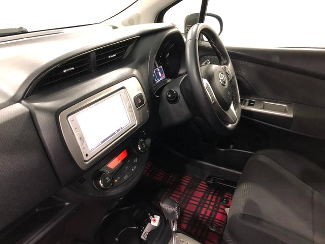 ヴィッツＵ　走行５２５７６キロ／ワンセグナビ／バックカメラ／マット１年保証距離無制限　走行距離５２５７６キロ　ワンセグナビ　バックカメラ　ブルートゥース　マット　助手席エアバッグ　オートライト　シートヒーター　電動格納式ドアミラー（埼玉県）の中古車