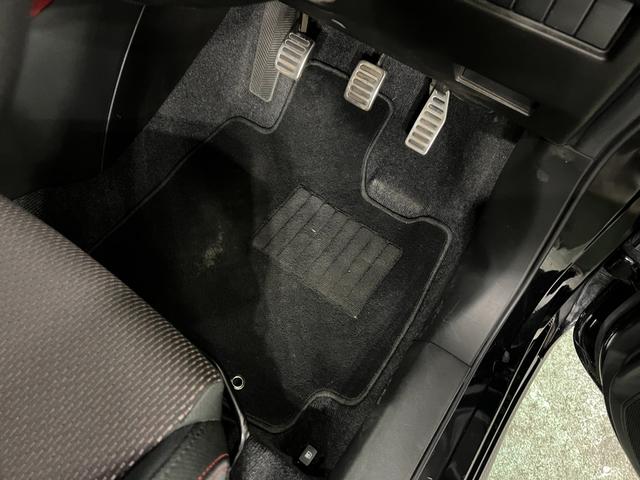 スイフトスポーツベースグレード走行３５２８９キロ／車検整備付／タイヤ４本交換一年保証・走行距離無制限走行３５２８９キロ　車検整備付　タイヤ４本交換　オートライト　ＬＥＤヘッドライト　シートヒーター（埼玉県）の中古車