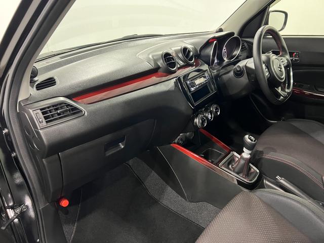 スイフトスポーツベースグレード走行３５２８９キロ／車検整備付／タイヤ４本交換一年保証・走行距離無制限走行３５２８９キロ　車検整備付　タイヤ４本交換　オートライト　ＬＥＤヘッドライト　シートヒーター（埼玉県）の中古車