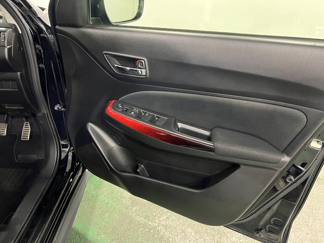 スイフトスポーツベースグレード走行３５２８９キロ／車検整備付／タイヤ４本交換一年保証・走行距離無制限走行３５２８９キロ　車検整備付　タイヤ４本交換　オートライト　ＬＥＤヘッドライト　シートヒーター（埼玉県）の中古車