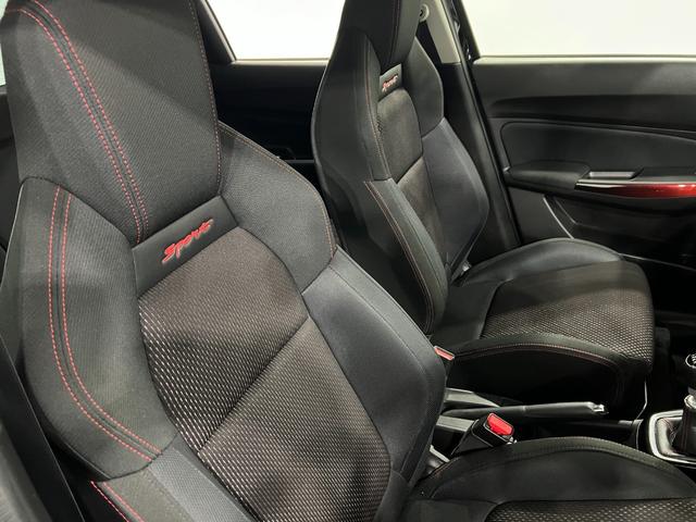 スイフトスポーツベースグレード走行３５２８９キロ／車検整備付／タイヤ４本交換一年保証・走行距離無制限走行３５２８９キロ　車検整備付　タイヤ４本交換　オートライト　ＬＥＤヘッドライト　シートヒーター（埼玉県）の中古車