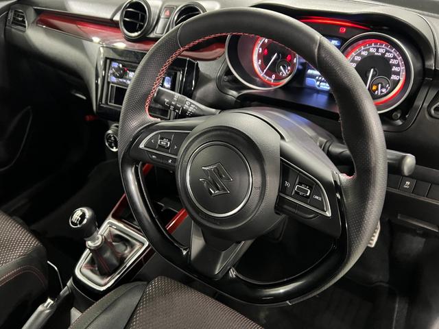 スイフトスポーツベースグレード走行３５２８９キロ／車検整備付／タイヤ４本交換一年保証・走行距離無制限走行３５２８９キロ　車検整備付　タイヤ４本交換　オートライト　ＬＥＤヘッドライト　シートヒーター（埼玉県）の中古車