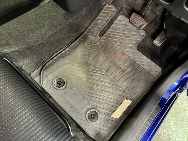 ムーヴカスタム　Ｘ　走行６２１１５キロ／ＬＥＤヘッドライト一年保証・走行距離無制限走行６２１１５キロ　助手席エアバック　純正カーペットマット　オートライト　ＬＥＤヘッドライト　ベンチシート　アイドリングストップ（埼玉県）の中古車