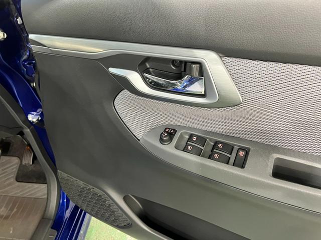 ムーヴカスタム　Ｘ　走行６２１１５キロ／ＬＥＤヘッドライト一年保証・走行距離無制限走行６２１１５キロ　助手席エアバック　純正カーペットマット　オートライト　ＬＥＤヘッドライト　ベンチシート　アイドリングストップ（埼玉県）の中古車