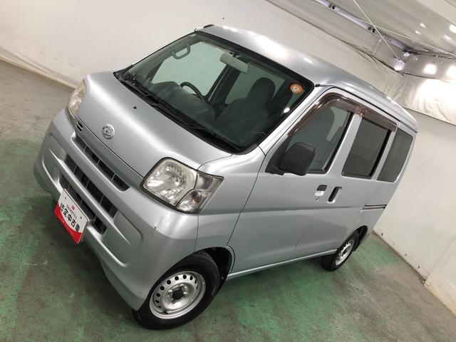 ハイゼットカーゴＤＸ　５ＭＴ／走行１００９１３キロ／車検整備付／タバコ焦穴有保証一年間・距離無制限付　５速マニュアル　スペアキー　キーレスエントリー　ゴムマット　純正ラジオ　スモークガラス（埼玉県）の中古車