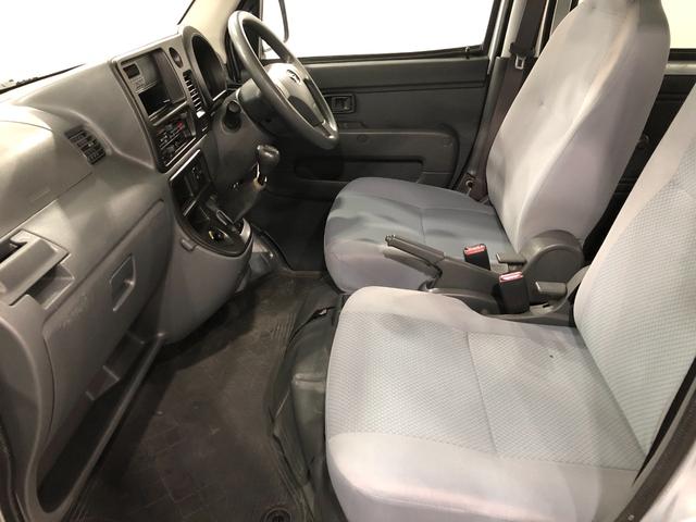 ハイゼットカーゴＤＸ　５ＭＴ／走行１００９１３キロ／車検整備付／タバコ焦穴有保証一年間・距離無制限付　５速マニュアル　スペアキー　キーレスエントリー　ゴムマット　純正ラジオ　スモークガラス（埼玉県）の中古車