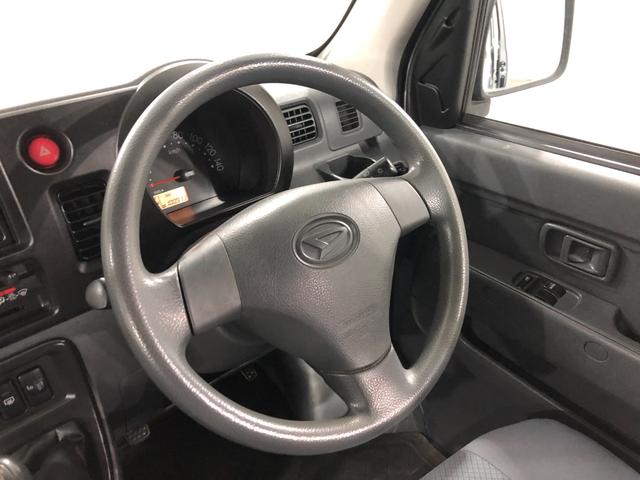 ハイゼットカーゴＤＸ　５ＭＴ／走行１００９１３キロ／車検整備付／タバコ焦穴有保証一年間・距離無制限付　５速マニュアル　スペアキー　キーレスエントリー　ゴムマット　純正ラジオ　スモークガラス（埼玉県）の中古車