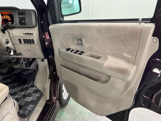 アトレーワゴンカスタムターボＲＳリミテッド　走行５５５２７キロ／４ＷＤ一年保証・走行距離無制限走行５５５２７キロ　４ＷＤ　ワンセグナビ　バックカメラ　ＨＩＤ　ＥＴＣ　片側電動スライドドア　純正カーペットマット（埼玉県）の中古車