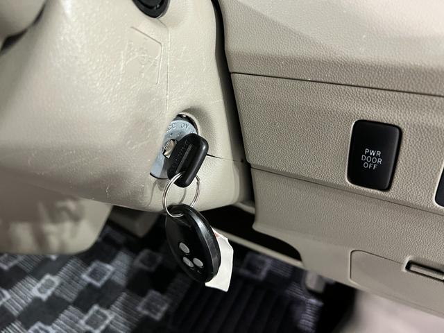 アトレーワゴンカスタムターボＲＳリミテッド　走行５５５２７キロ／４ＷＤ一年保証・走行距離無制限走行５５５２７キロ　４ＷＤ　ワンセグナビ　バックカメラ　ＨＩＤ　ＥＴＣ　片側電動スライドドア　純正カーペットマット（埼玉県）の中古車