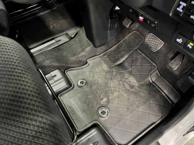 タントカスタムＸ　走行６３０７４キロ／ナビ／ドラレコ／バックカメラ一年保証・走行距離無制限走行６３０７４キロ　フルセグナビ　ブルートゥース　バックカメラ　ドラレコ　クリアランスソナー　ＬＥＤヘッドライト　シートヒーター　両側電動スライドドア（埼玉県）の中古車