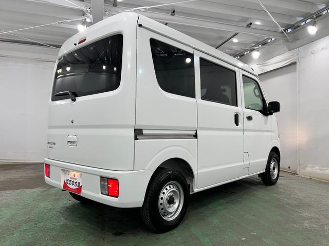 ミニキャブバンＭ　走行３５２８キロ／ＴＶレスナビ／ＥＴＣ／ＭＴ一年保証・走行距離無制限走行３５２８キロ　助手席エアバック　純正カーペットマット　ＴＶレスナビ　ブルートゥース　ＥＴＣ　ドラレコ（埼玉県）の中古車