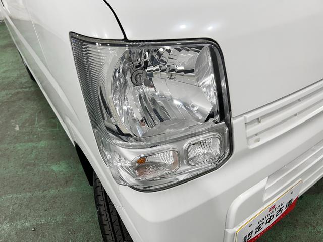 ミニキャブバンＭ　走行３５２８キロ／ＴＶレスナビ／ＥＴＣ／ＭＴ一年保証・走行距離無制限走行３５２８キロ　助手席エアバック　純正カーペットマット　ＴＶレスナビ　ブルートゥース　ＥＴＣ　ドラレコ（埼玉県）の中古車