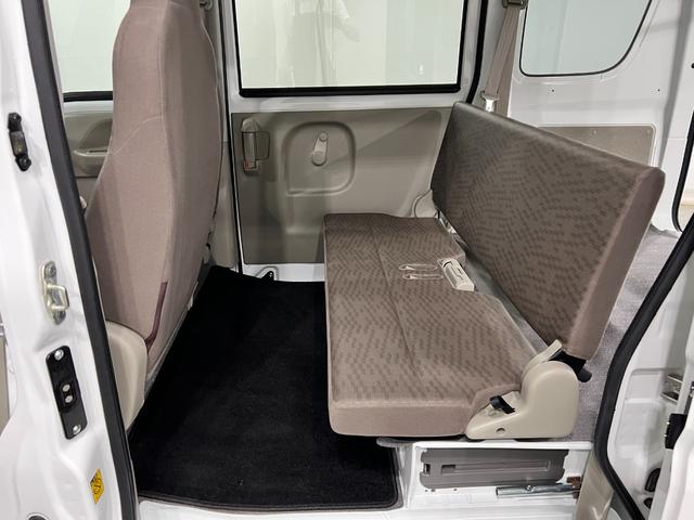 ミニキャブバンＭ　走行３５２８キロ／ＴＶレスナビ／ＥＴＣ／ＭＴ一年保証・走行距離無制限走行３５２８キロ　助手席エアバック　純正カーペットマット　ＴＶレスナビ　ブルートゥース　ＥＴＣ　ドラレコ（埼玉県）の中古車