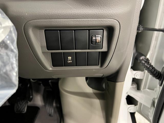 ミニキャブバンＭ　走行３５２８キロ／ＴＶレスナビ／ＥＴＣ／ＭＴ一年保証・走行距離無制限走行３５２８キロ　助手席エアバック　純正カーペットマット　ＴＶレスナビ　ブルートゥース　ＥＴＣ　ドラレコ（埼玉県）の中古車