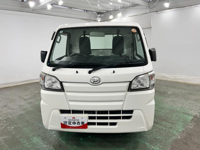 ハイゼットトラックスタンダード　４ＷＤ／ＭＴ車／走行４０９７１キロ／ラジオ１年保証距離無制限　走行距離４０９７１キロ　４ＷＤ　マニュアル車　ＦＭＡＭラジオ　純正フロアマット　マニュアルエアコン　取扱説明書（埼玉県）の中古車