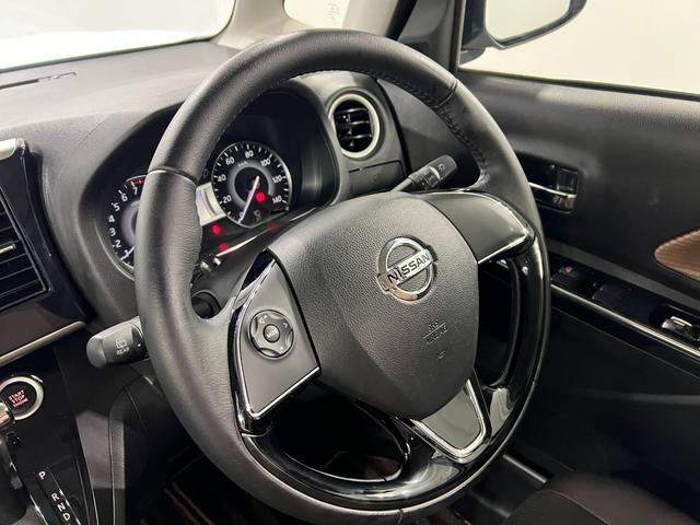 デイズルークスハイウェイスター　Ｘ　Ｖセレクション　走行２６１４５キロ１年保証距離無制限　走行距離２６１４５キロ　フルセグナビ　アラウンドビューモニター　純正マット　ＬＥＤヘッドランプ　アイドリングストップ　両側電動スライドドア（埼玉県）の中古車