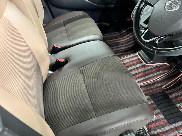 デイズルークスハイウェイスター　Ｘ　Ｖセレクション　走行２６１４５キロ１年保証距離無制限　走行距離２６１４５キロ　フルセグナビ　アラウンドビューモニター　純正マット　ＬＥＤヘッドランプ　アイドリングストップ　両側電動スライドドア（埼玉県）の中古車