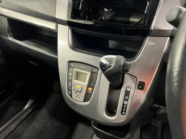 ムーヴカスタム X SA 走行95722キロ/LEDヘッドライト一年保証・走行距離無制限走行95722キロ 助手席エアバック 純正カーペットマット オートライト LEDヘッドライト アイドリングストップ ベンチシート(埼玉県)の中古車