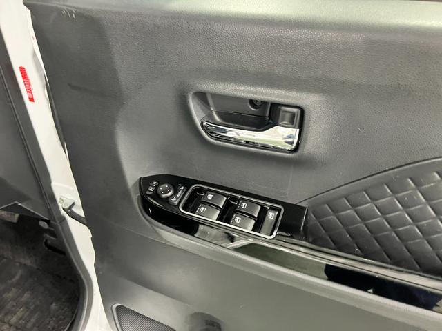 タントカスタムＲＳ　車検整備付／走行４１９０５キロ／ナビ／ドラレコ１年保証距離無制限　走行距離４１９０５キロ　純正フルセグナビ　パノラマモニター　ドラレコ　純正マット　サイドエアバッグ　ＬＥＤヘッドランプ　アイドリングストップ　シートヒーター　両側電動スライドドア（埼玉県）の中古車