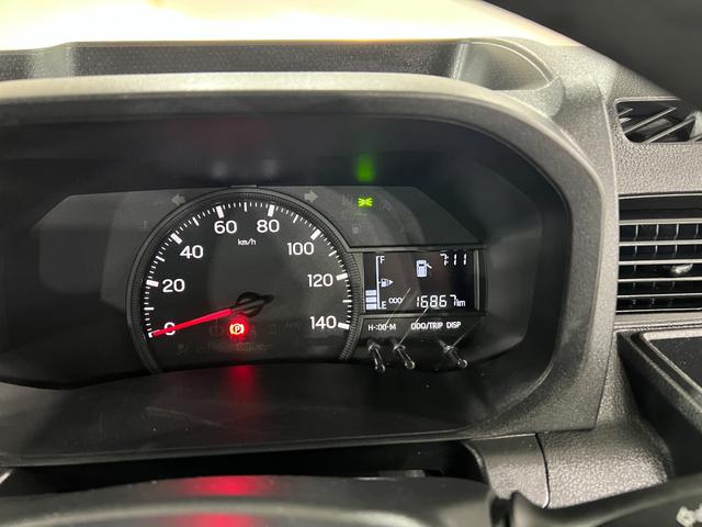 ハイゼットトラックスタンダード　走行１６８６７キロ／４ＷＤ／ＭＴ／スマアシ無一年保証・走行距離無制限走行１６８６７キロ　助手席エアバック　純正カーペットマット　クリアランスソナー　オートライト　アイドリングストップ（埼玉県）の中古車