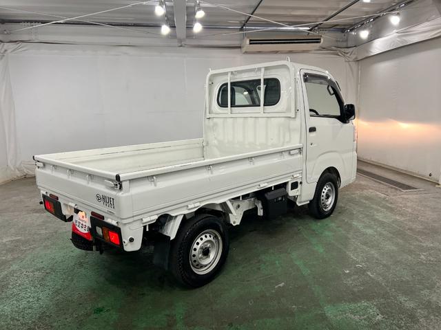 ハイゼットトラックスタンダード　走行１６８６７キロ／４ＷＤ／ＭＴ／スマアシ無一年保証・走行距離無制限走行１６８６７キロ　助手席エアバック　純正カーペットマット　クリアランスソナー　オートライト　アイドリングストップ（埼玉県）の中古車