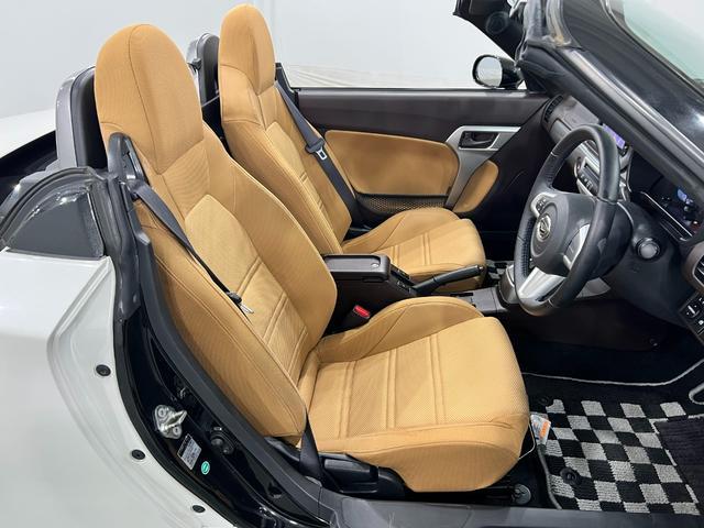 コペンセロ　走行７１２９３キロ／ワンセグナビ／ドラレコ／マット１年保証距離無制限　走行距離７１２９３キロ　ワンセグナビ　ドライブレコーダー　純正カーペットマット　助手席エアバッグ　ＬＥＤヘッドランプ　アイドリングストップ　シートヒーター（埼玉県）の中古車