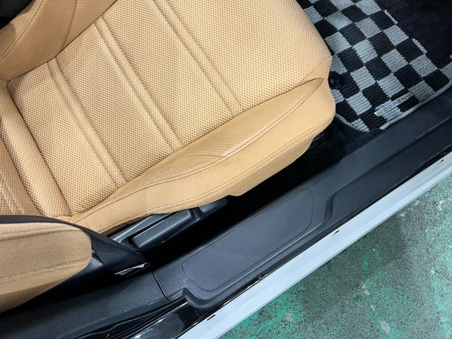 コペンセロ　走行７１２９３キロ／ワンセグナビ／ドラレコ／マット１年保証距離無制限　走行距離７１２９３キロ　ワンセグナビ　ドライブレコーダー　純正カーペットマット　助手席エアバッグ　ＬＥＤヘッドランプ　アイドリングストップ　シートヒーター（埼玉県）の中古車