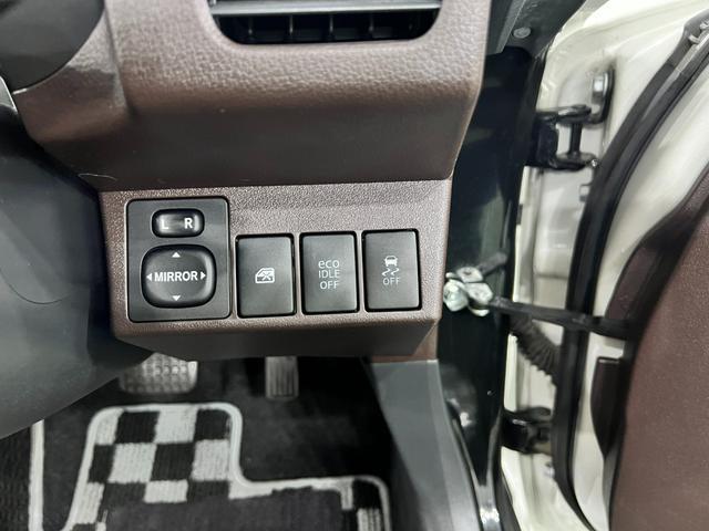 コペンセロ　走行７１２９３キロ／ワンセグナビ／ドラレコ／マット１年保証距離無制限　走行距離７１２９３キロ　ワンセグナビ　ドライブレコーダー　純正カーペットマット　助手席エアバッグ　ＬＥＤヘッドランプ　アイドリングストップ　シートヒーター（埼玉県）の中古車