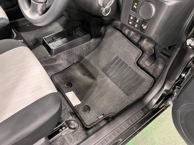 ピクシスエポックＬ　ＳＡIII　走行８５７１４キロ／ＣＤチューナー純正マット１年保証距離無制限　走行距離８５７１４キロ　ＣＤチューナー　純正カーペットマット　助手席エアバッグ　クリアランスソナー　オートマチックハイビーム　アイドリングストップ　スマートアシスト３（埼玉県）の中古車