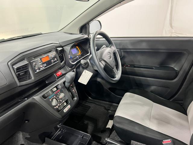 ピクシスエポックＬ　ＳＡIII　走行８５７１４キロ／ＣＤチューナー純正マット１年保証距離無制限　走行距離８５７１４キロ　ＣＤチューナー　純正カーペットマット　助手席エアバッグ　クリアランスソナー　オートマチックハイビーム　アイドリングストップ　スマートアシスト３（埼玉県）の中古車