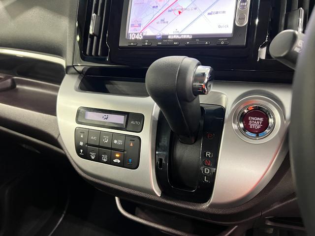 Ｎ−ＷＧＮカスタムＧ・Ａパッケージ　走行６２６５５キロ／ナビ／バックカメラ一年保証・走行距離無制限走行６２６５５キロ　ワンセグナビ　ブルートゥース　バックカメラ　サイドエアバック　オートライト　ＨＩＤ　ベンチシート（埼玉県）の中古車