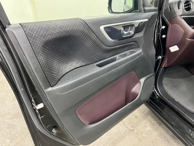 Ｎ−ＷＧＮカスタムＧ・Ａパッケージ　走行６２６５５キロ／ナビ／バックカメラ一年保証・走行距離無制限走行６２６５５キロ　ワンセグナビ　ブルートゥース　バックカメラ　サイドエアバック　オートライト　ＨＩＤ　ベンチシート（埼玉県）の中古車