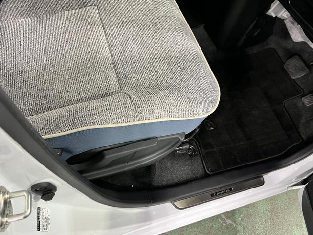 ムーヴキャンバスストライプスＧ　走行６６４７キロ／クリアランスソナー一年保証・走行距離無制限　走行６６４７キロ　サイドエアバック　クリアランスソナー　オートマチックハイビーム　オートライト　ＬＥＤヘッドライト　ベンチシート　シートヒーター　両側電動スライドドア（埼玉県）の中古車