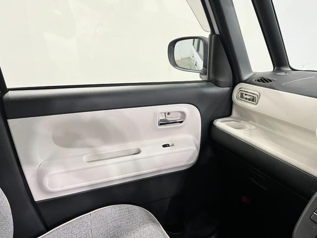 ムーヴキャンバスストライプスＧ　走行６６４７キロ／クリアランスソナー一年保証・走行距離無制限　走行６６４７キロ　サイドエアバック　クリアランスソナー　オートマチックハイビーム　オートライト　ＬＥＤヘッドライト　ベンチシート　シートヒーター　両側電動スライドドア（埼玉県）の中古車