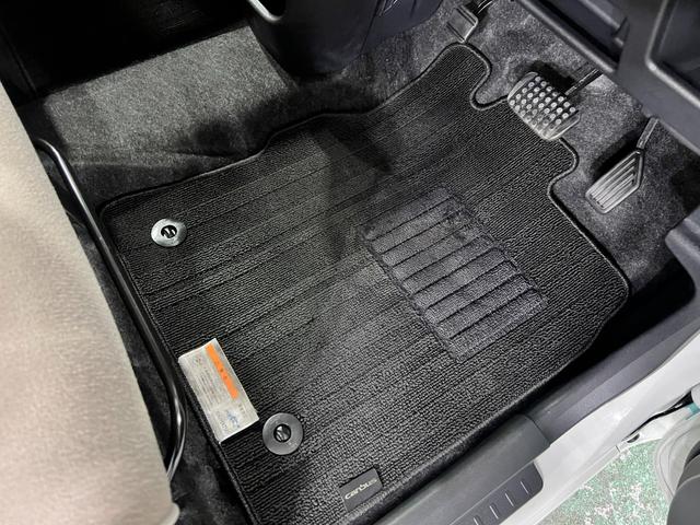 ムーヴキャンバスＸメイクアップリミテッド　ＳＡIII　走行１７８７２キロ１年保証距離無制限　走行距離１７８７２キロ　純正フルセグナビ　パノラマモニター　ブルートゥース　純正マット　サイドエアバッグ　オートライト　アイドリングストップ　両側電動スライドドア　キーフリー（埼玉県）の中古車