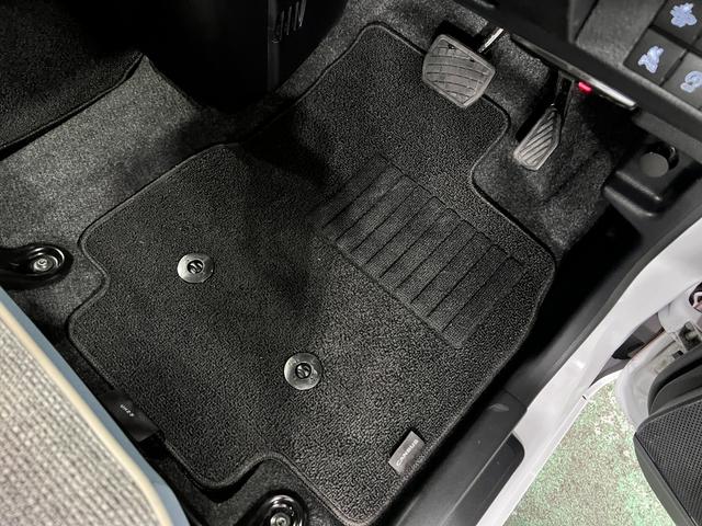 ムーヴキャンバスストライプスＧターボ　走行１４０７９キロ／ナビ／ドラレコ一年保証・走行距離無制限走行１４０７９キロ　フルセグナビ　ブルートゥース　バックカメラ　ドラレコ　ＥＴＣ　クリアランスソナー　オートライト　ＬＥＤヘッドライト　シートヒーター　両側電動スライドドア（埼玉県）の中古車