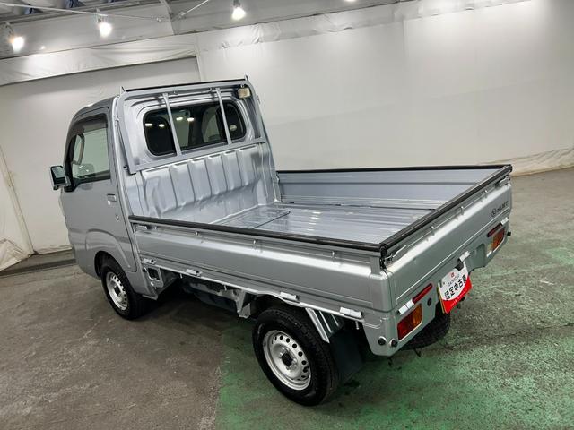 ハイゼットトラックエクストラＳＡIIIｔ　ＭＴ車／走行３８９２０キロ／マット１年保証距離無制限　走行距離３８９２０キロ　マニュアル車　ＣＤチューナー　純正フロアマット　荷台作業灯　キーレスエントリー　マニュアルエアコン（埼玉県）の中古車