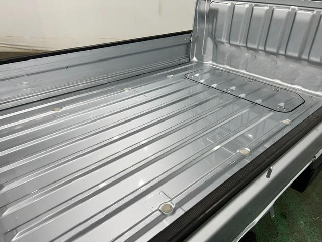 ハイゼットトラックエクストラＳＡIIIｔ　ＭＴ車／走行３８９２０キロ／マット１年保証距離無制限　走行距離３８９２０キロ　マニュアル車　ＣＤチューナー　純正フロアマット　荷台作業灯　キーレスエントリー　マニュアルエアコン（埼玉県）の中古車