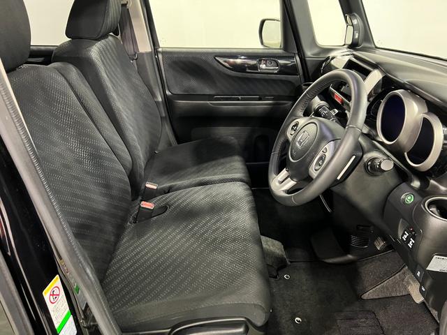 Ｎ−ＢＯＸカスタムＧ・ターボＡパッケージ　走行５８１５８キロ／両側電動スライド一年保証・走行距離無制限走行５８１５８キロ　助手席エアバック　ＥＴＣ　純正カーペットマット　サイドエアバック　オートライト　ＨＩＤ　両側電動スライドドア（東京都）の中古車