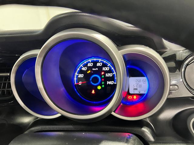 Ｎ−ＢＯＸカスタムＧ・ターボＡパッケージ　走行５８１５８キロ／両側電動スライド一年保証・走行距離無制限走行５８１５８キロ　助手席エアバック　ＥＴＣ　純正カーペットマット　サイドエアバック　オートライト　ＨＩＤ　両側電動スライドドア（東京都）の中古車