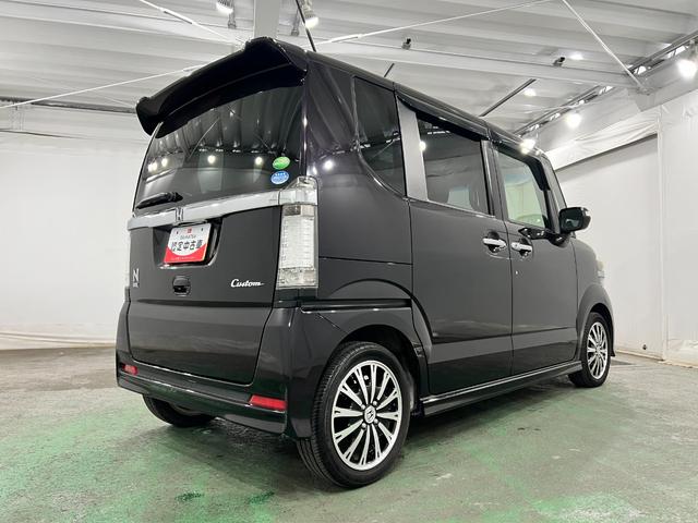 Ｎ−ＢＯＸカスタムＧ・ターボＡパッケージ　走行５８１５８キロ／両側電動スライド一年保証・走行距離無制限走行５８１５８キロ　助手席エアバック　ＥＴＣ　純正カーペットマット　サイドエアバック　オートライト　ＨＩＤ　両側電動スライドドア（東京都）の中古車