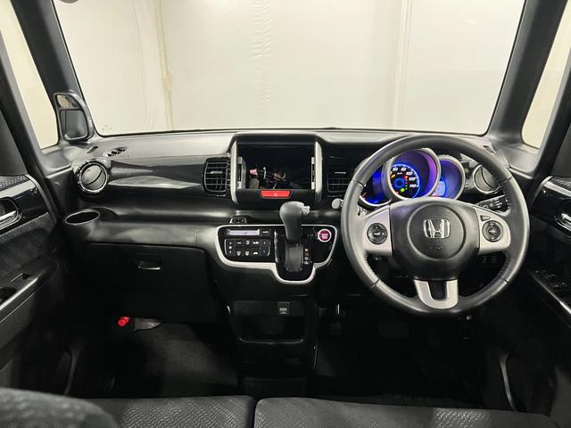 Ｎ−ＢＯＸカスタムＧ・ターボＡパッケージ　走行５８１５８キロ／両側電動スライド一年保証・走行距離無制限走行５８１５８キロ　助手席エアバック　ＥＴＣ　純正カーペットマット　サイドエアバック　オートライト　ＨＩＤ　両側電動スライドドア（東京都）の中古車