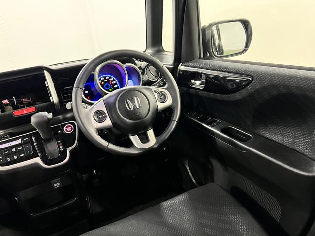 Ｎ−ＢＯＸカスタムＧ・ターボＡパッケージ　走行５８１５８キロ／両側電動スライド一年保証・走行距離無制限走行５８１５８キロ　助手席エアバック　ＥＴＣ　純正カーペットマット　サイドエアバック　オートライト　ＨＩＤ　両側電動スライドドア（東京都）の中古車