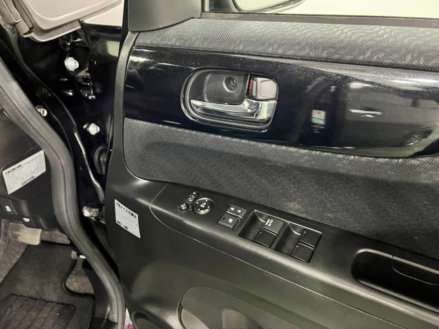 Ｎ−ＢＯＸカスタムＧ・ターボＡパッケージ　走行５８１５８キロ／両側電動スライド一年保証・走行距離無制限走行５８１５８キロ　助手席エアバック　ＥＴＣ　純正カーペットマット　サイドエアバック　オートライト　ＨＩＤ　両側電動スライドドア（東京都）の中古車