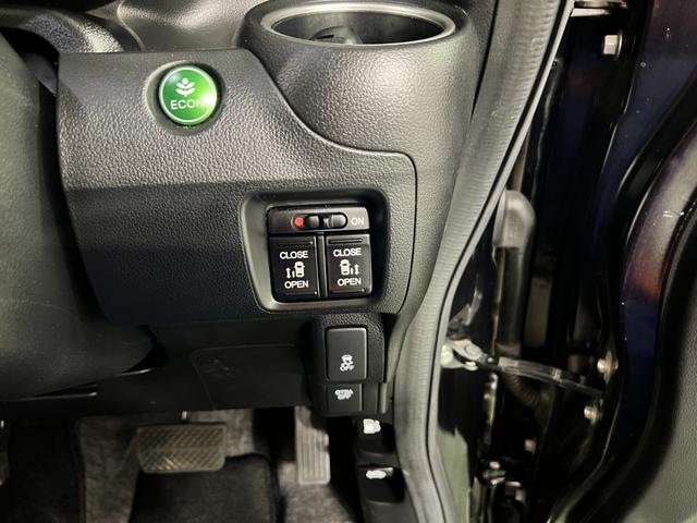 Ｎ−ＢＯＸカスタムＧ・ターボＡパッケージ　走行５８１５８キロ／両側電動スライド一年保証・走行距離無制限走行５８１５８キロ　助手席エアバック　ＥＴＣ　純正カーペットマット　サイドエアバック　オートライト　ＨＩＤ　両側電動スライドドア（東京都）の中古車