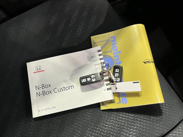 Ｎ−ＢＯＸカスタムＧ・ターボＡパッケージ　走行５８１５８キロ／両側電動スライド一年保証・走行距離無制限走行５８１５８キロ　助手席エアバック　ＥＴＣ　純正カーペットマット　サイドエアバック　オートライト　ＨＩＤ　両側電動スライドドア（東京都）の中古車