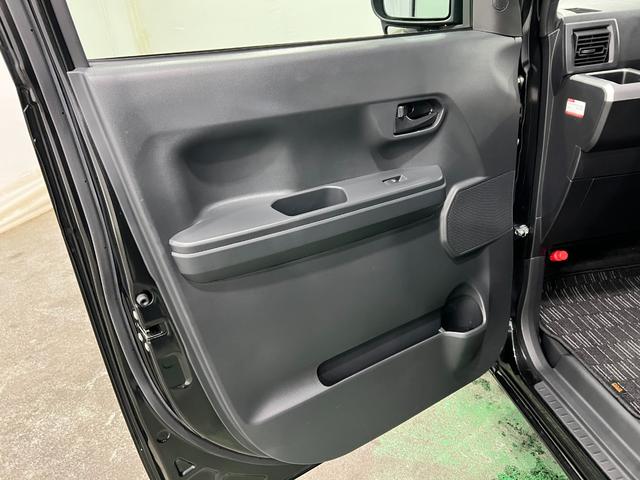 ピクシスメガＬ　ＳＡIII　車検整備付／走行１７３４８キロ／ナビドラレコ１年保証距離無制限　走行距離１７３４８キロ　ワンセグナビ　バックカメラ　ドラレコ　純正マット　オートライト　アイドリングストップ　両側電動スライドドア　オート格納式ドアミラー　プッシュボタンスタート（埼玉県）の中古車