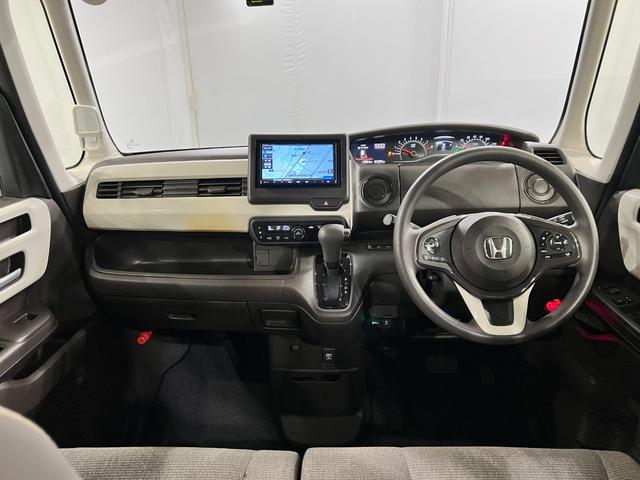 Ｎ−ＢＯＸＧ　走行１５３８７キロ／車検整備付一年保証・走行距離無制限走行１５３８７キロ　車検整備付　ワンセグナビ　ブルートゥース　バックカメラ　ＥＴＣ　クリアランスソナー　オートライト　ＬＥＤヘッドライト　ベンチシート（東京都）の中古車